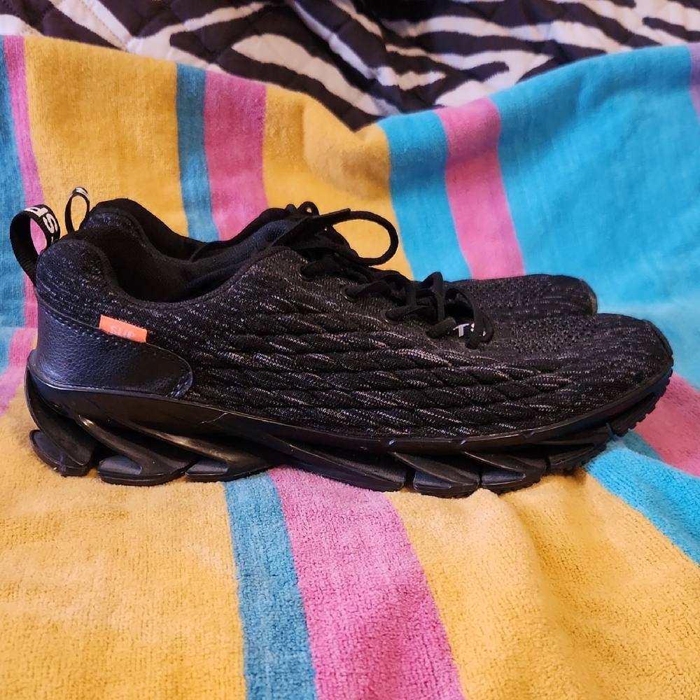 Men's Athletic Running Shoes - Black